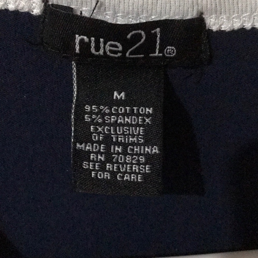 Rue21 tee - Picture 3 of 3